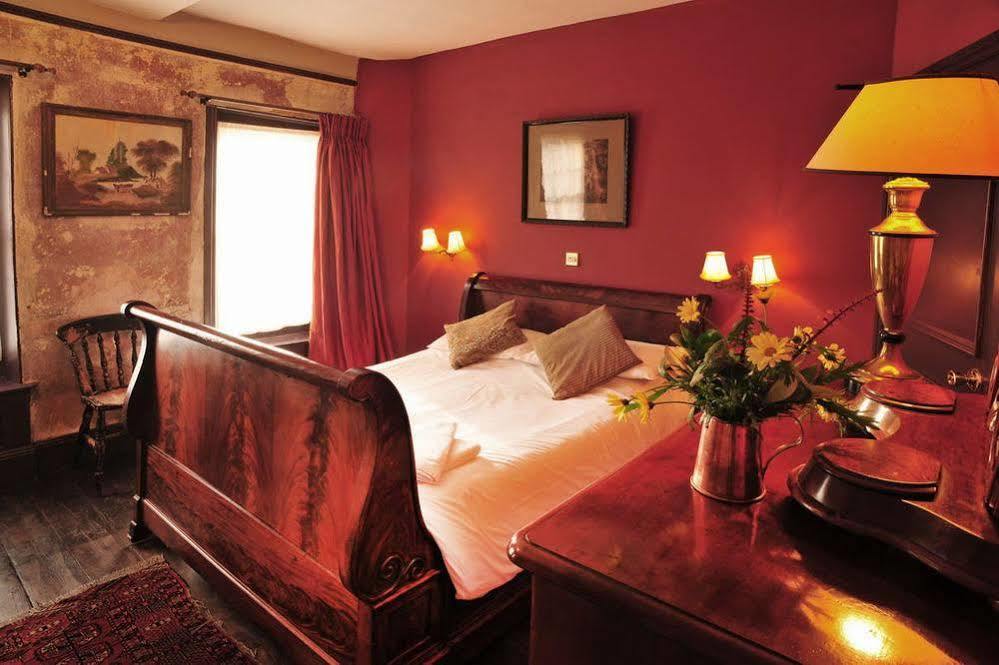 Black Swan Hotel Дивайзис Экстерьер фото